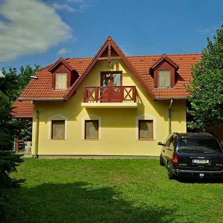 Reteshaz Strudelhaus Apartmanhaz Vonyarcvashegy Exterior photo